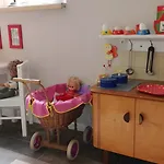 Maerchengarten Haensel Und Gretel * Putbus